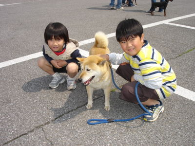 伊藤さんと愛犬モモ