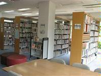 旭地区センター図書室