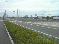 東埼玉道路側道の写真