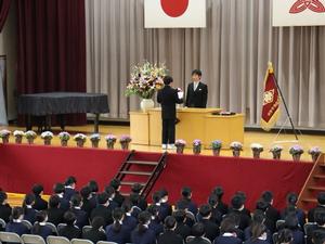壇上の新入生