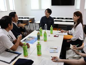 企業訪問