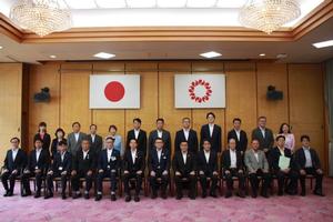要望活動出席者と埼玉県の皆さんとの記念撮影