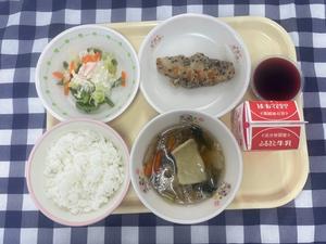 10月25日小学校の献立