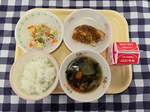 10月28日小学校の献立