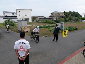 登校見守り