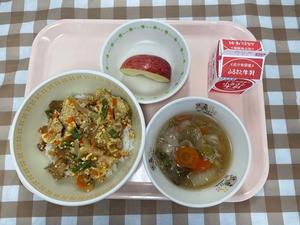 11月18日中学校の献立