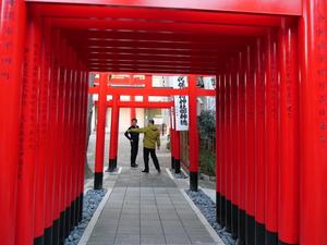 千代保稲荷神社を歩く市長