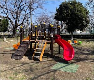 新しく設置した複合遊具