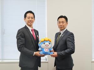 表敬訪問