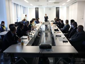 図上訓練の前に挨拶をする市長