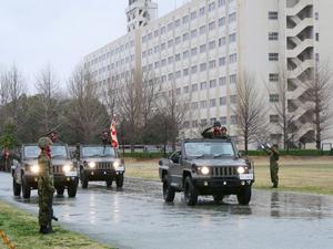 自衛隊車両の走行