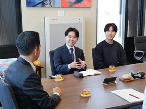 市長に思いを伝える形上さんと江口さん