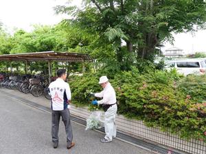 参加者に声をかける市長