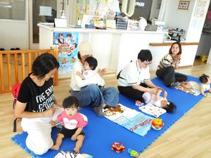 参加者の自己紹介の様子