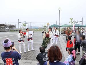 獅子舞披露