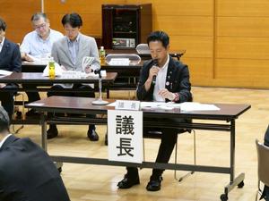 浦和野田線建設促進期成同盟会総会で議長を務める中原市長