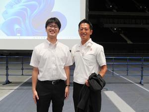 吉川市に関わってくれている学生と市長とのツーショット