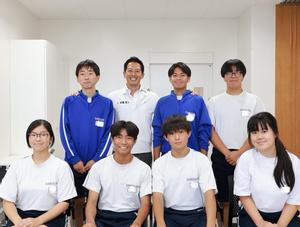 ランチミーティング参加生徒と市長との記念撮影