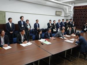 財務省への要望活動の様子