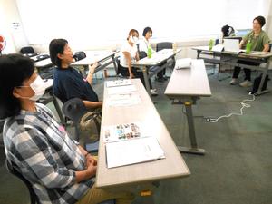 「ボランティアとは」の講義中の質疑応答の様子