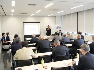 会場全体の様子