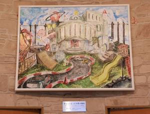 飾られた80号の絵画