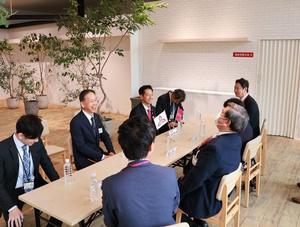 懇談の様子