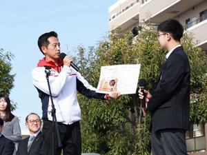 学校給食献立コンテスト表彰式の様子