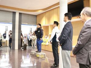 訓練終了後の消防職員からの講評