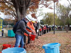 バケツリレー訓練