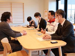 就労継続支援B型トイミュージアムカフェ視察の様子