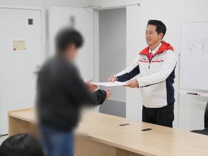 子どもの学習支援教室修了証書授与式