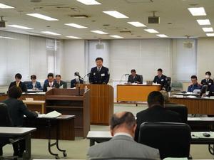 登壇する黒田消防長