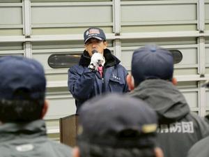 挨拶をする市長