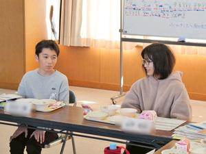 市長に意見を伝える児童