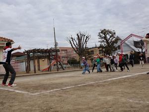 市長対年長さんのドッジボール