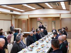 挨拶をする市長