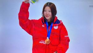 表彰台の小野光希選手