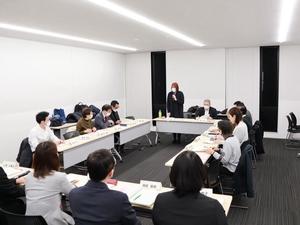 挨拶をする保科会長