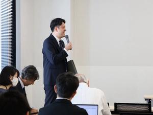行政会議