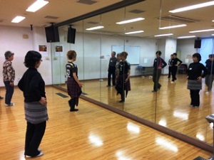 ダンス（講師：広崎 うらん 氏）の写真（2）