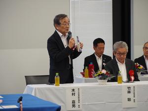 編集に携わっての所感を伝える木村嘉男氏