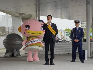 開会式あいさつ風景