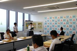担当職員によるプレスリリース発表