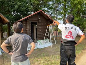トイレペンキ塗り作業