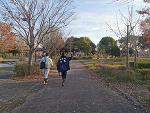 公園視察の様子