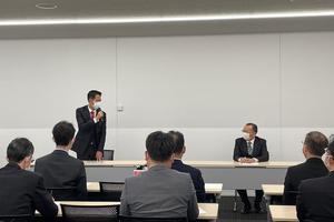 椎葉副市長最後の行政会議