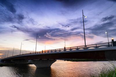 優秀賞　新吉川橋・夕景　伊藤洋