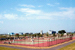 写真　吉川運動公園テニスコート